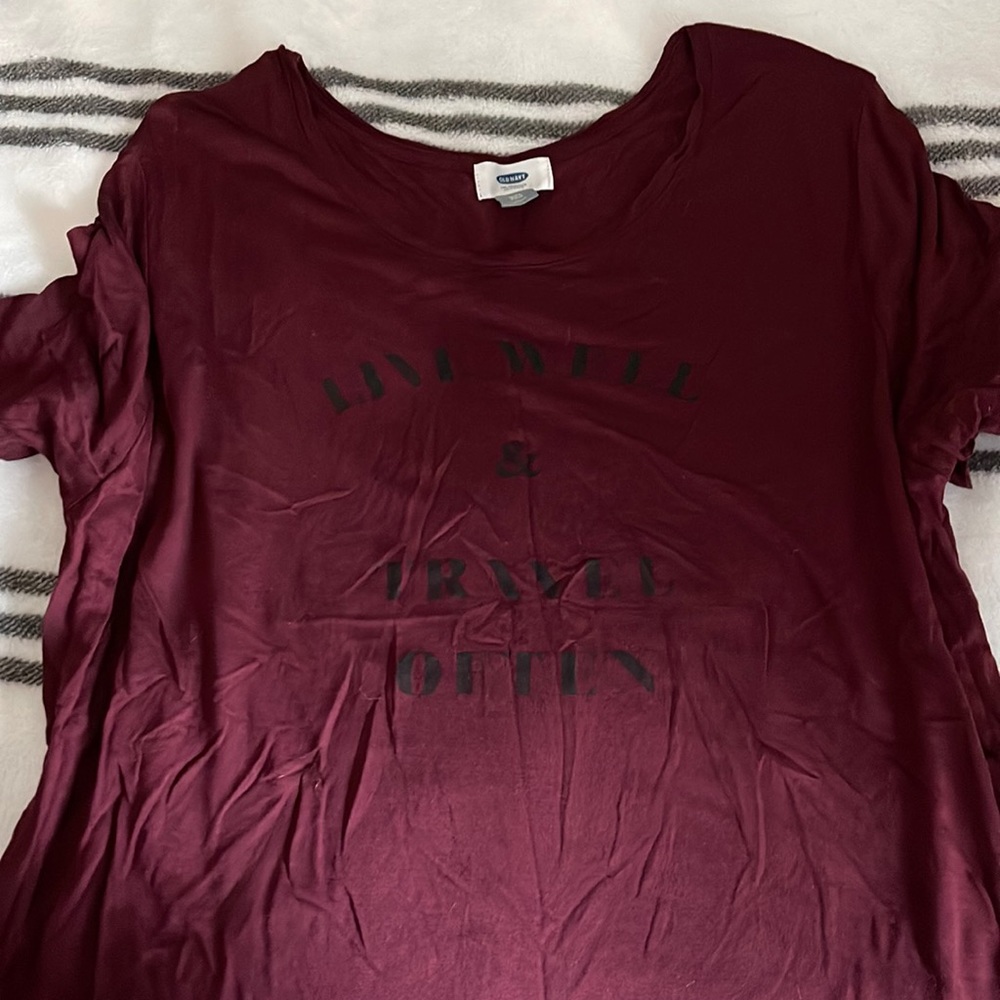 Old Navy super soft tshirt